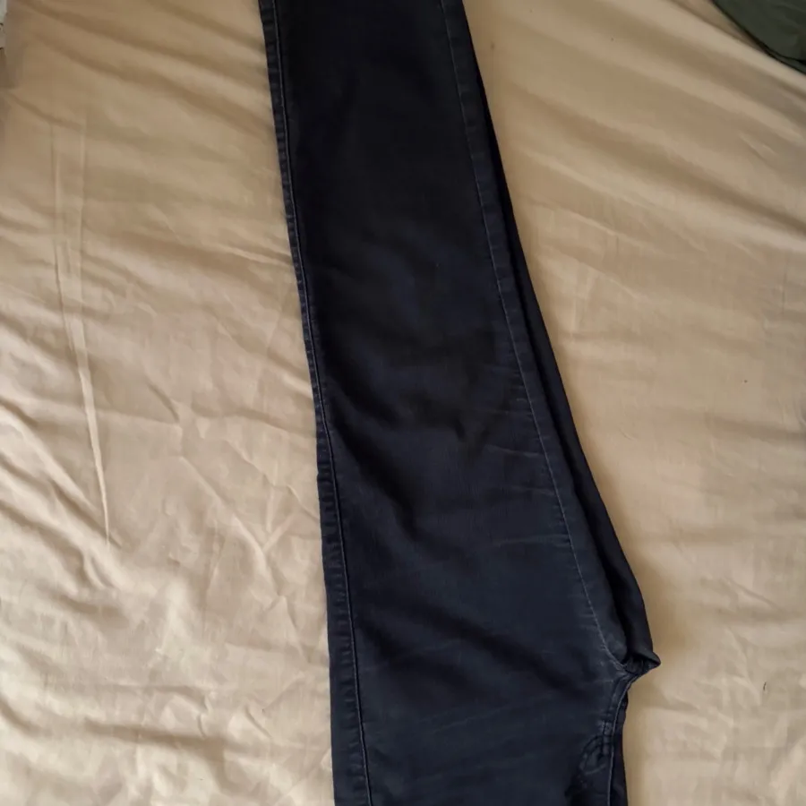 شلوار جین ذغالی