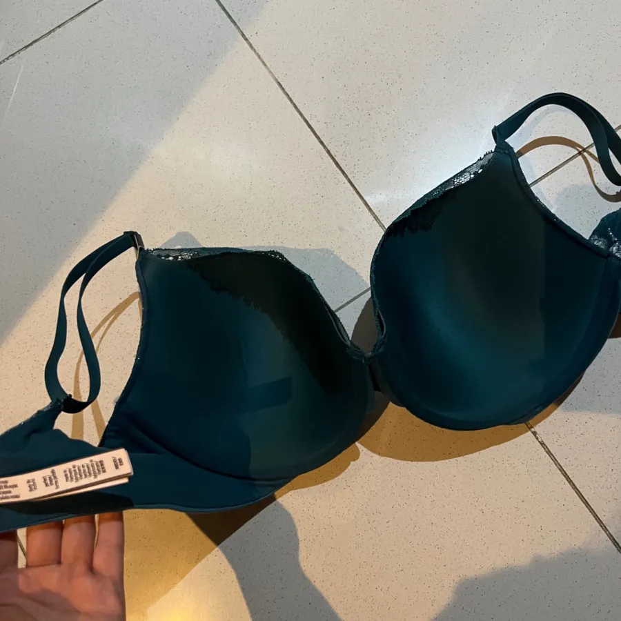 سوتین ویکتوریا سیکرت