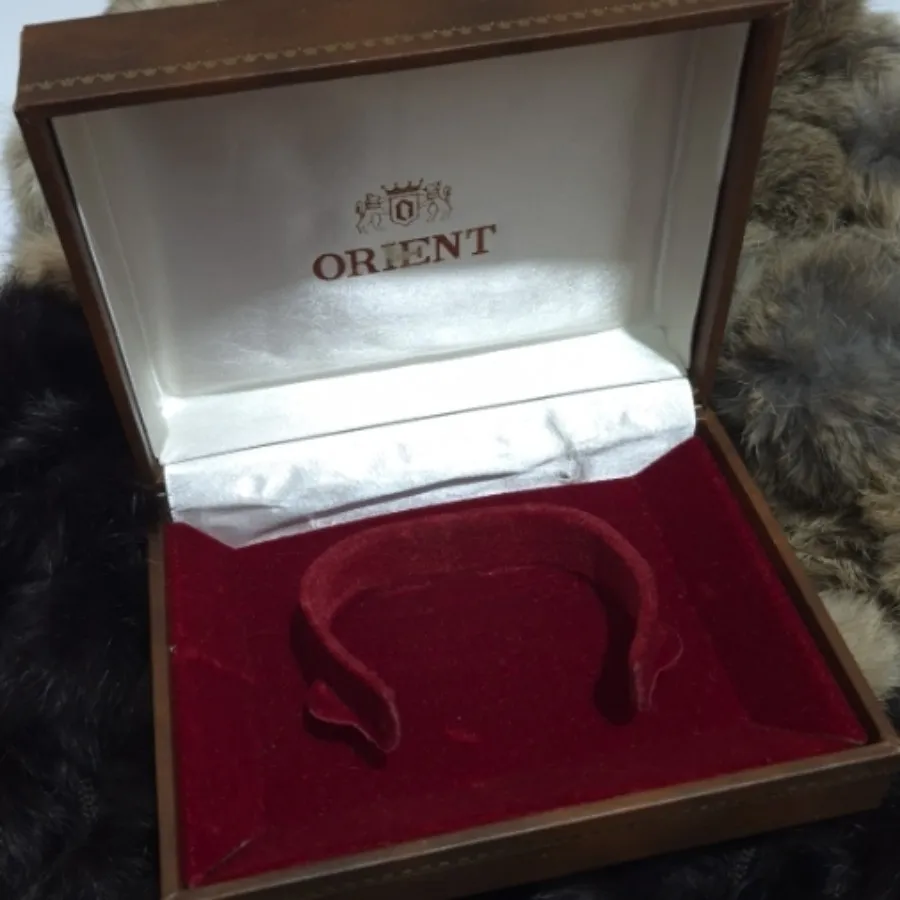 جعبه ساعت اورینت