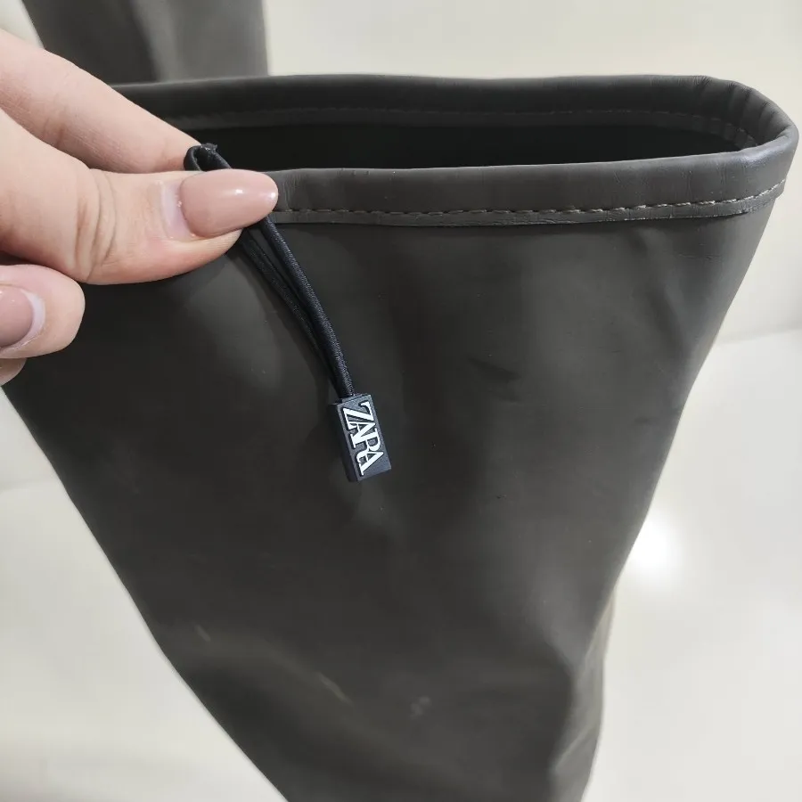 بوت زارا اورجینال