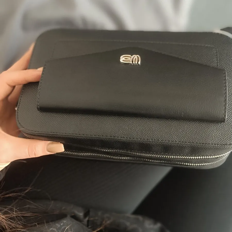 کیف بوفالو سفید