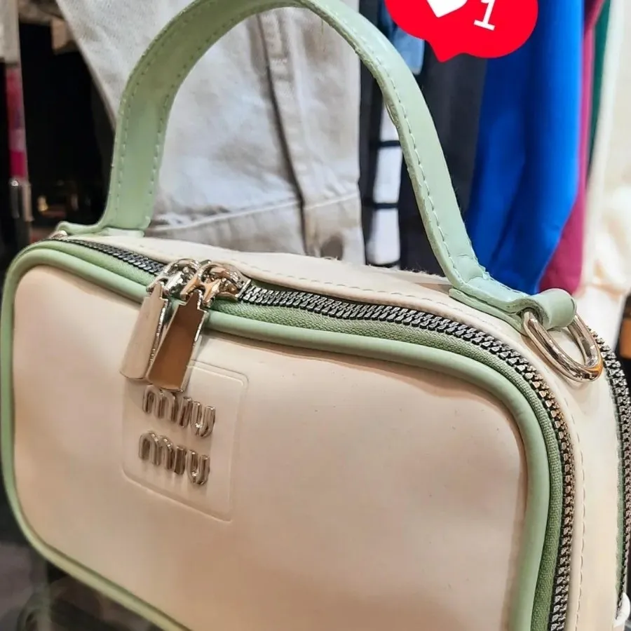 کیف miu miu