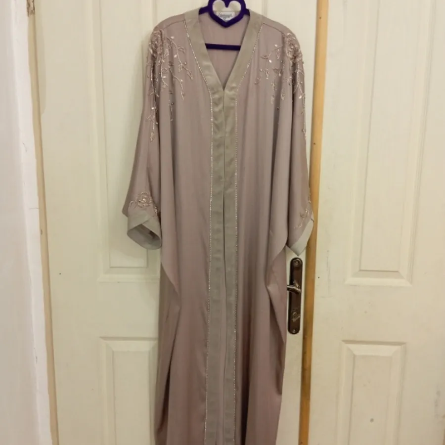 عبا مدل اماراتی