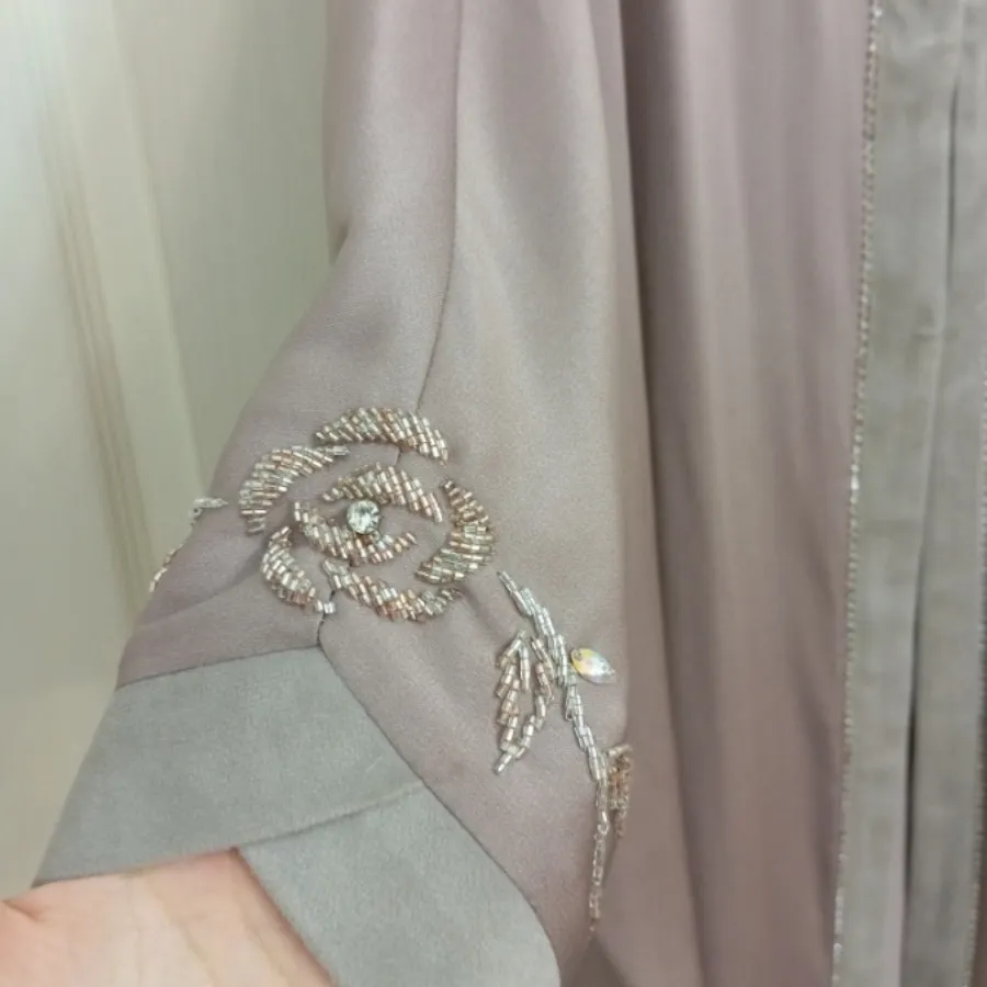 عبا مدل اماراتی