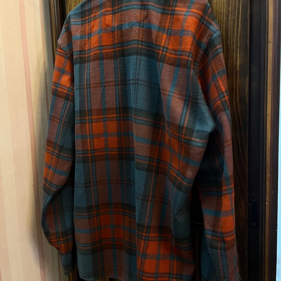 پیراهن پشمی