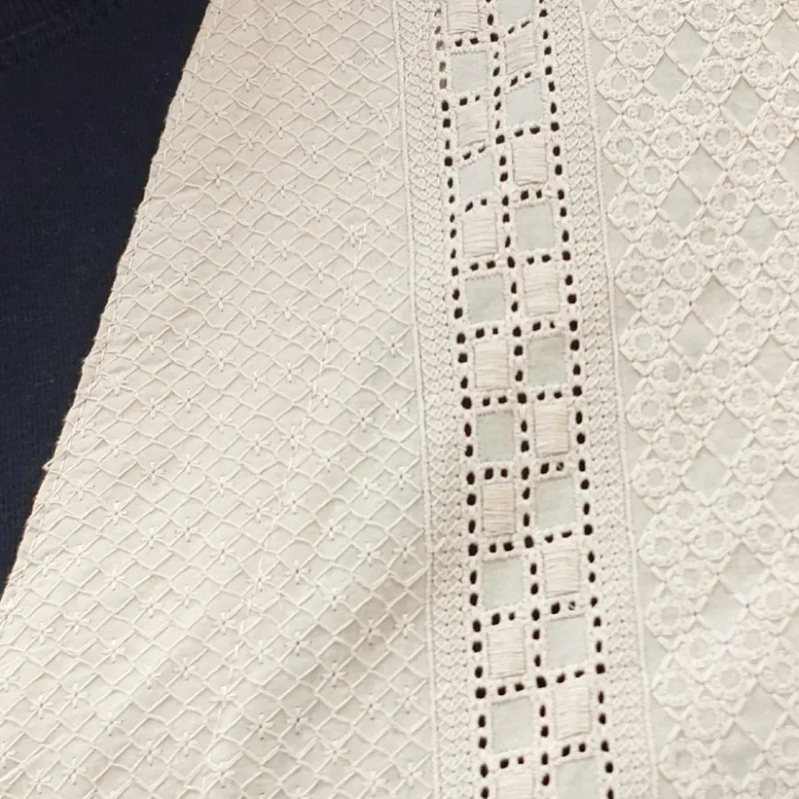 مانتو ترنج M