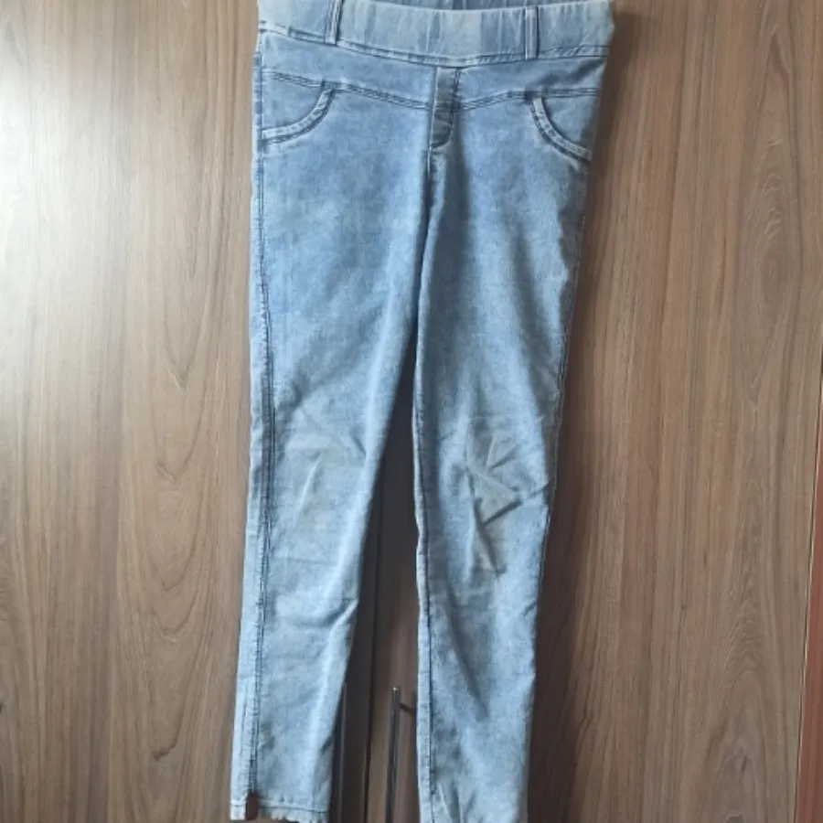 شلوار جین کاغذی