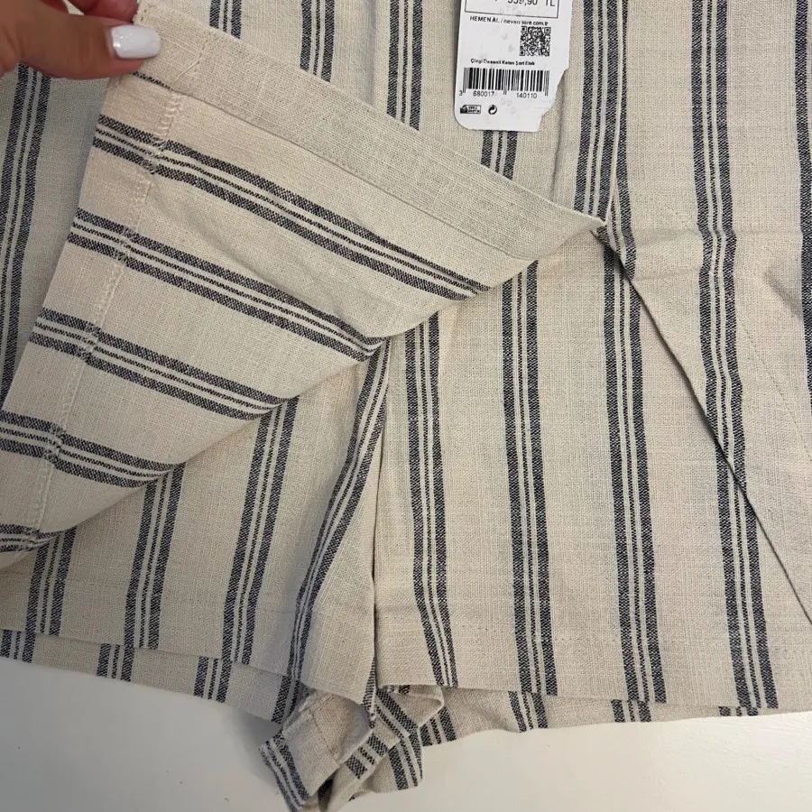 شلوارک دامنی لینن ترک