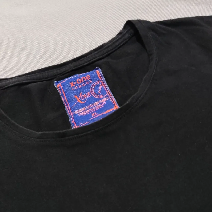 تیشرت مشکی بیسیک