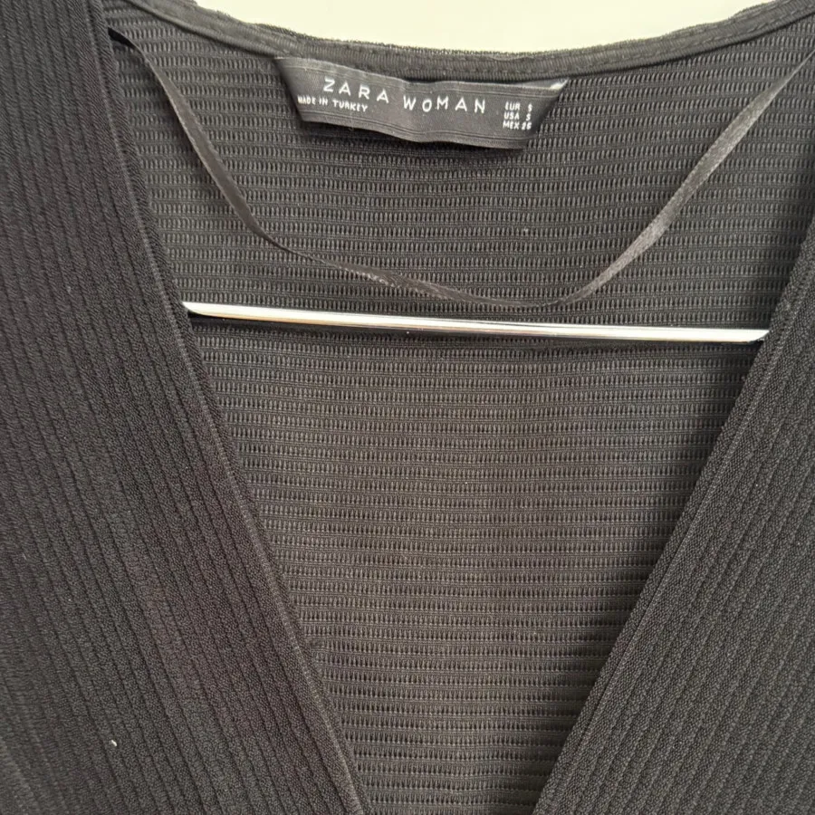 تاپ جلوگره ای زارا