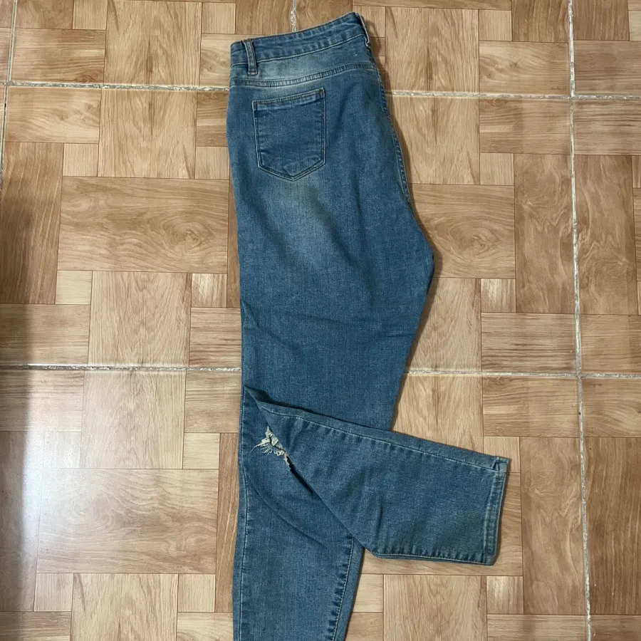 شلوار جین اسکینی