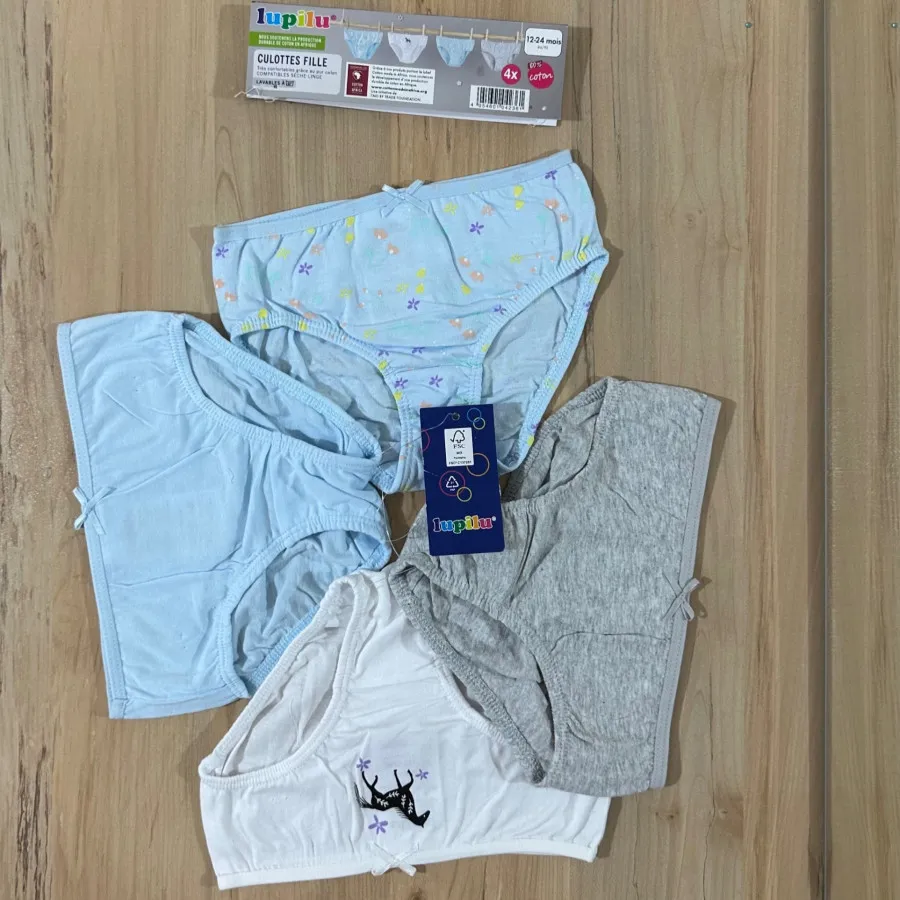 شورت دخترانه