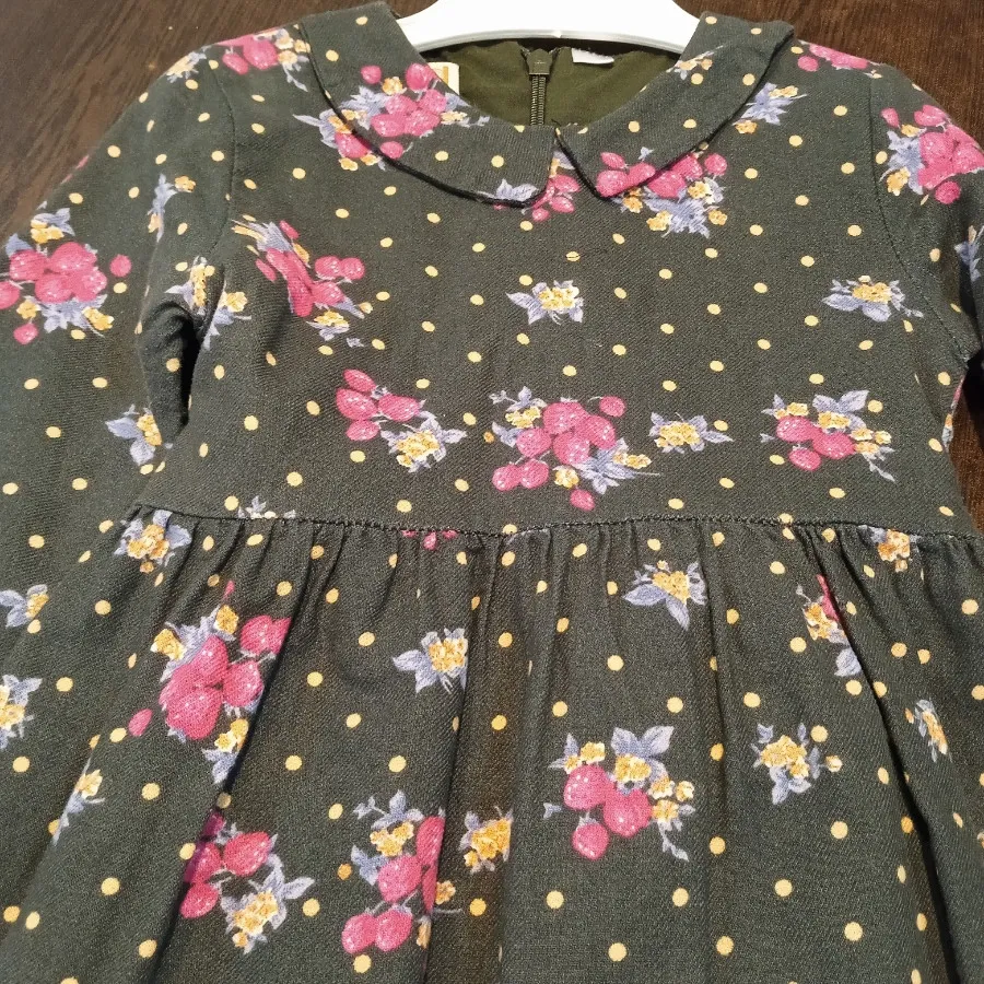 پیراهن دخترانه