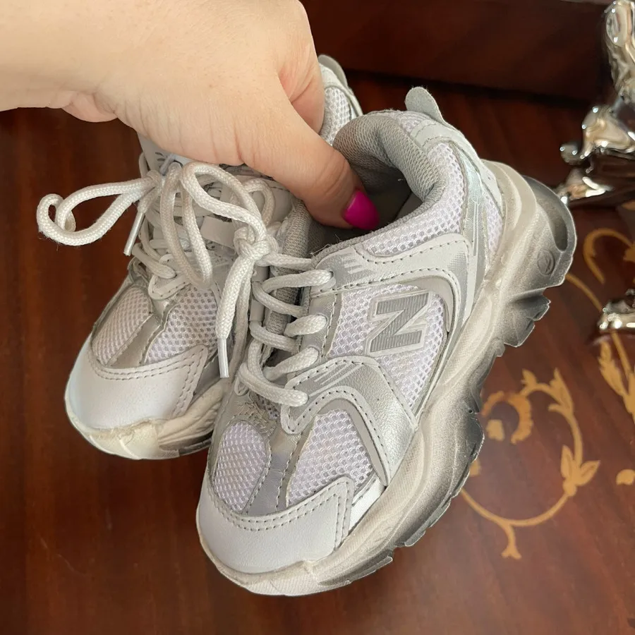 کتونی بچگانه