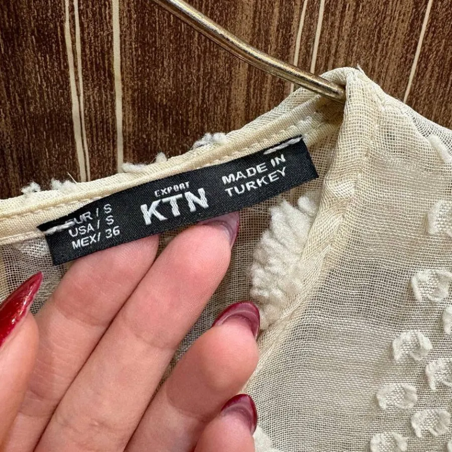 پیراهن شکوفه ای