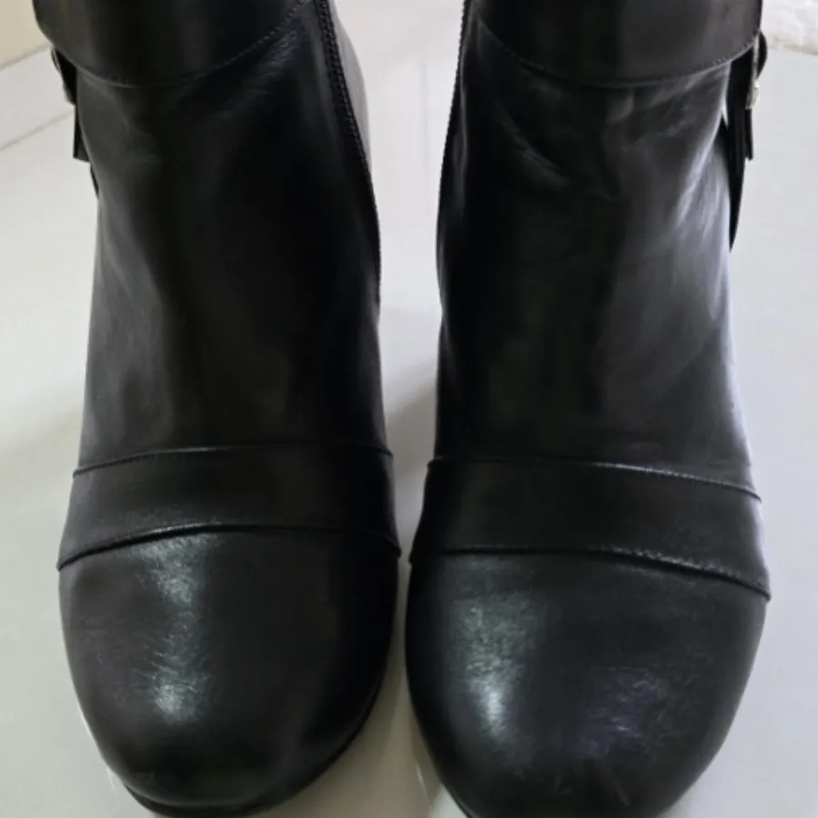 نیم بوت نوین چرم