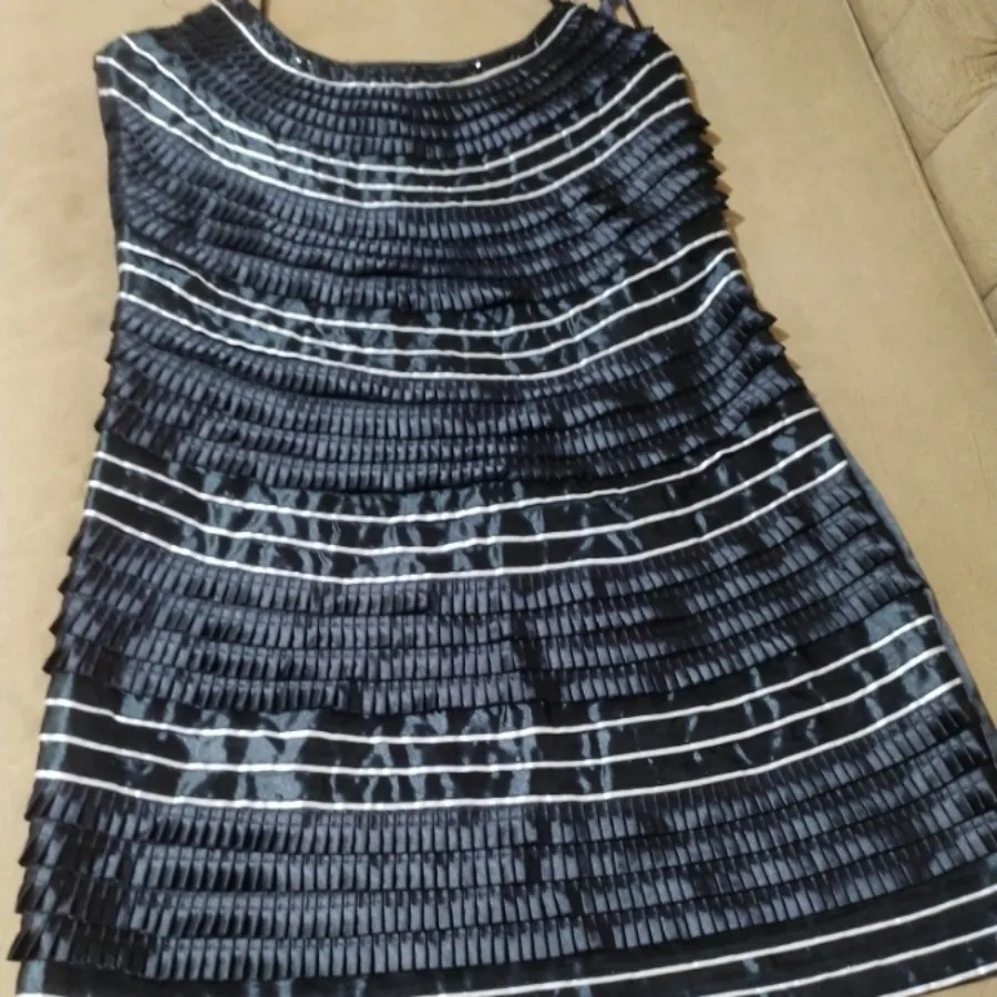 پیراهن کوتاه مجلسی س42