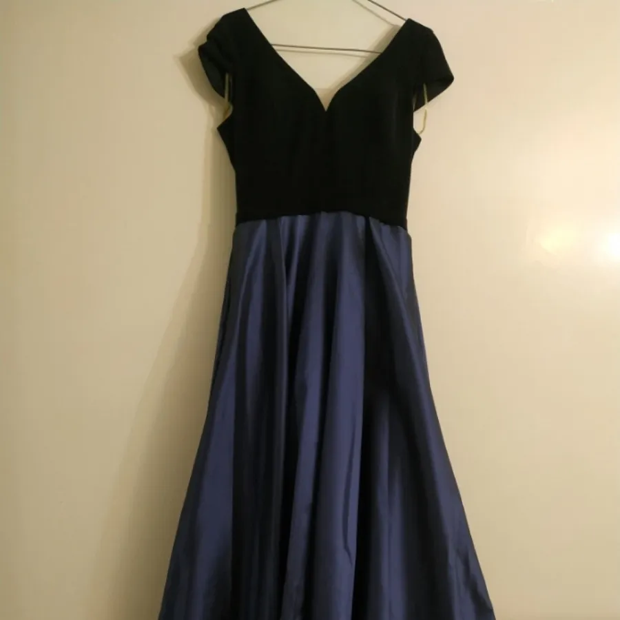 پیراهن مجلسی زنانه