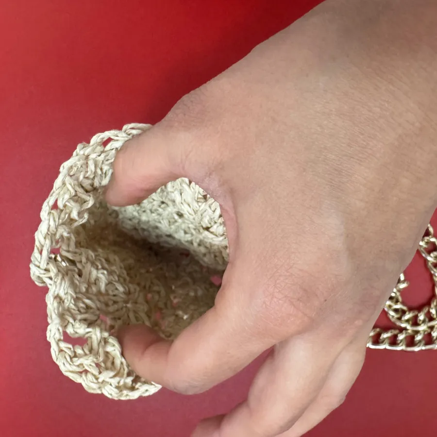 کیف زنجیر دار حصیر بافت