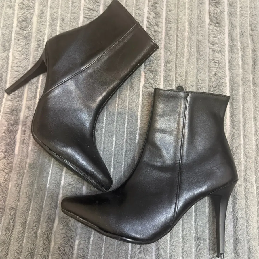 نیم بوت تخفیفی سایز36