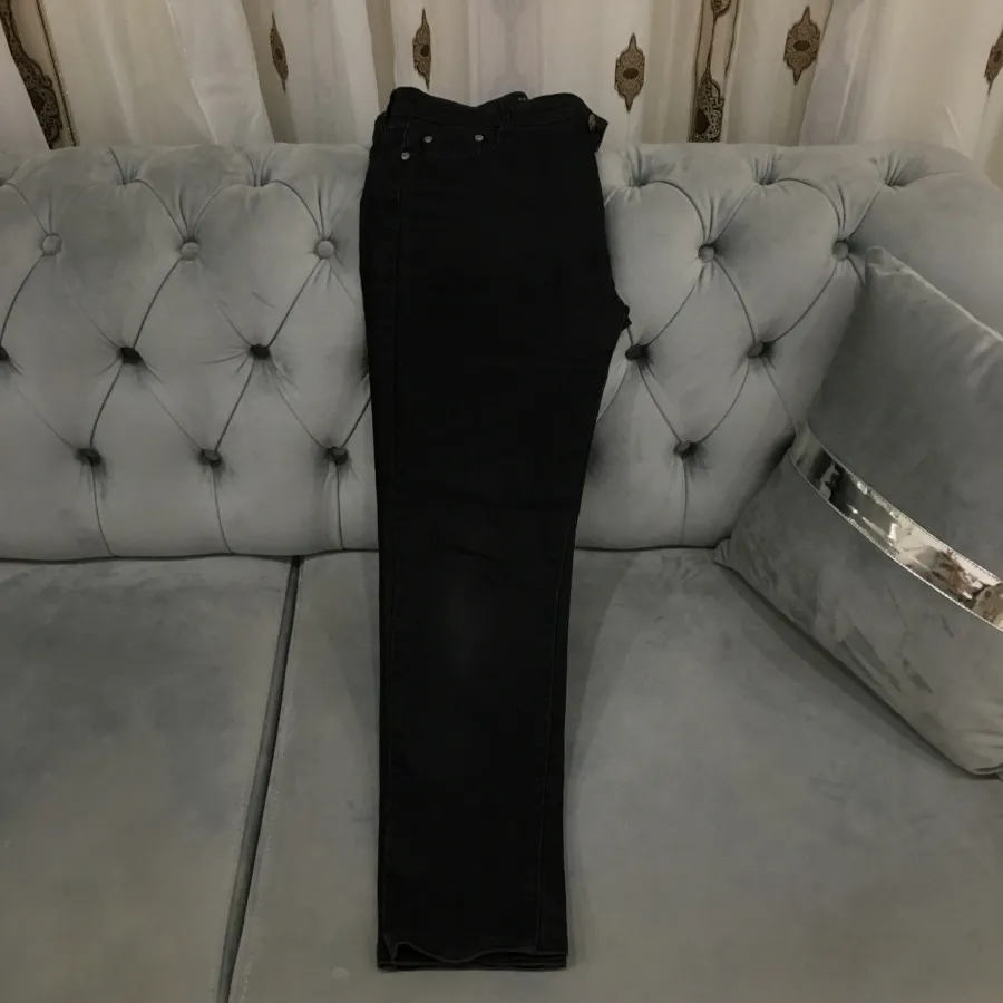 شلوارجین مشکی نیم بگ راست