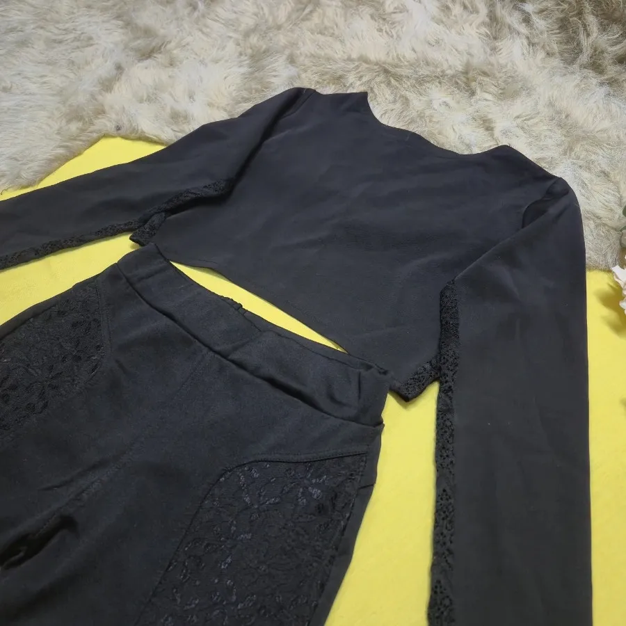 نیم تنه و شلوار