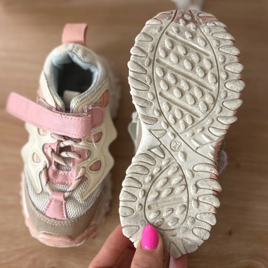 کفش بچه گانه