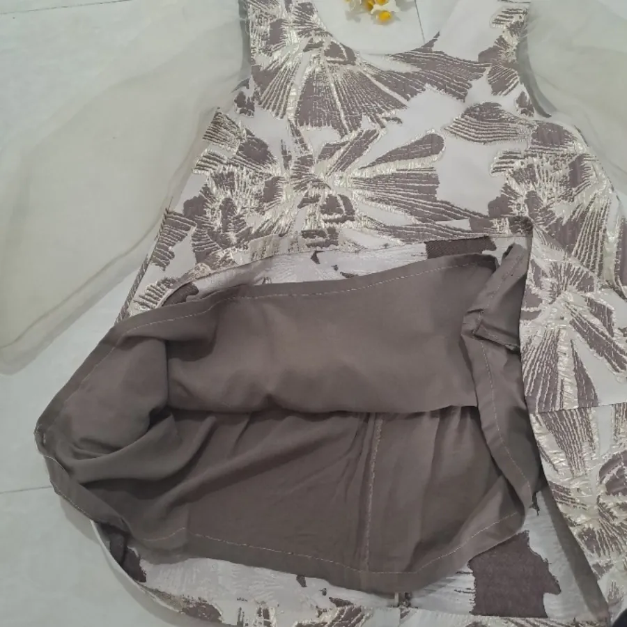 پیراهن دخترانه