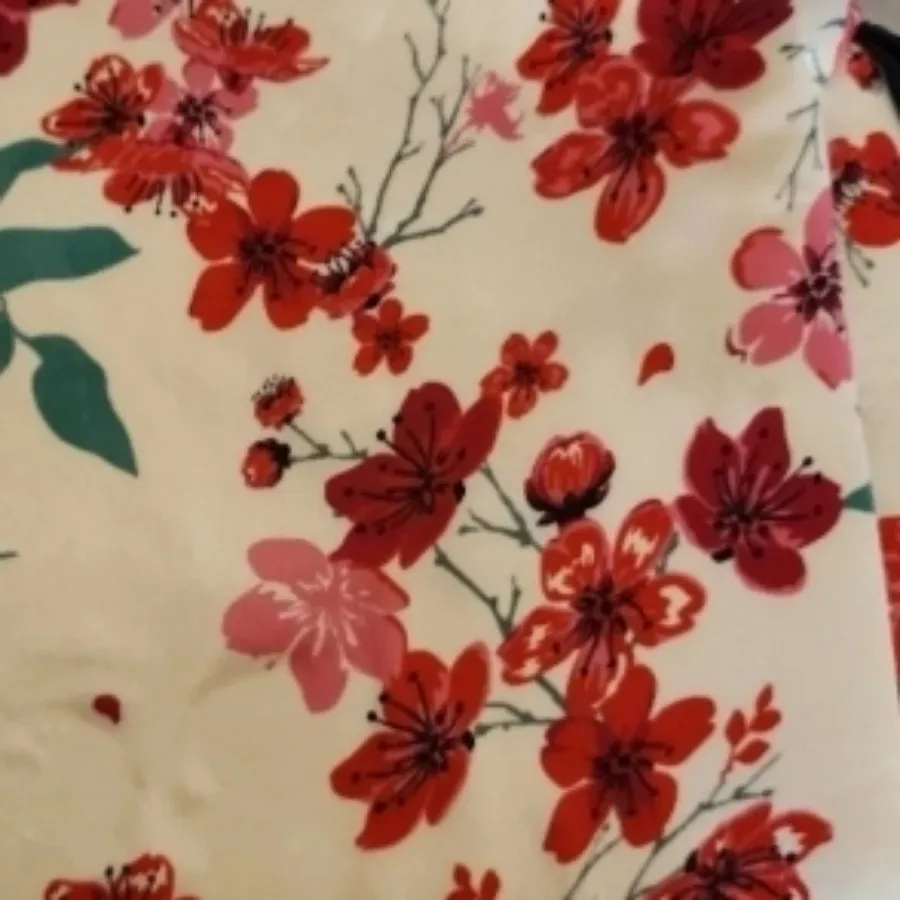 کراس بادی فلورال Venca