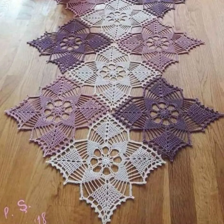 رومیزی و رانر دستباف