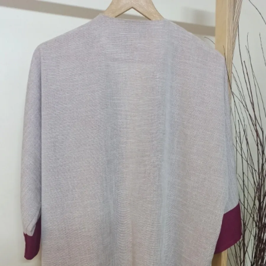 مانتو جلو باز