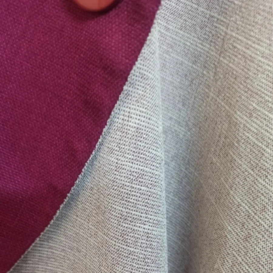 مانتو جلو باز