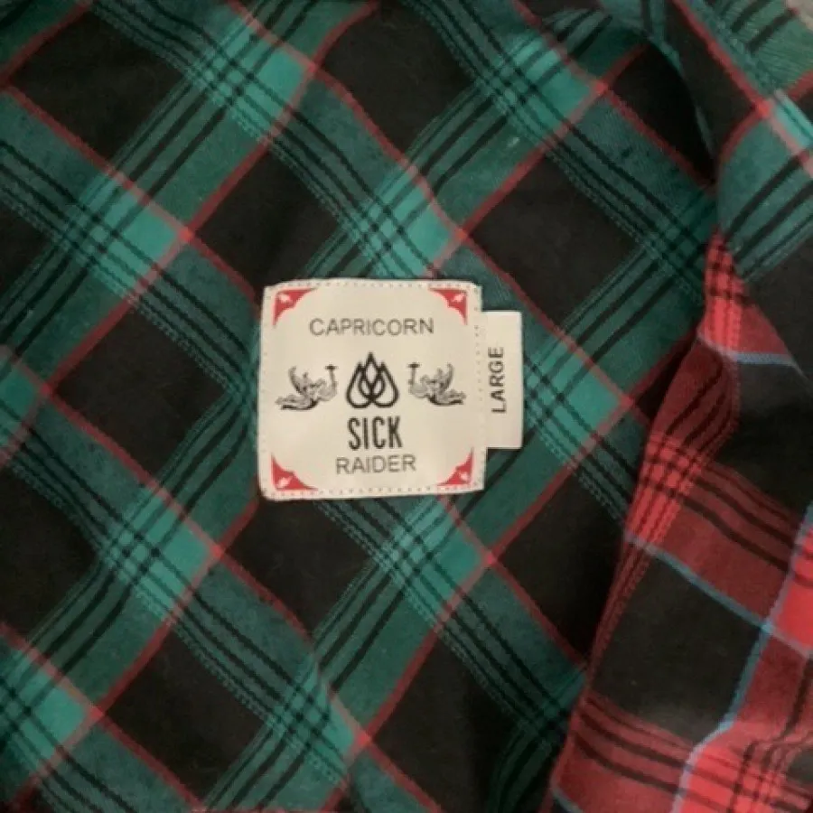 پیرهن چهارخانه