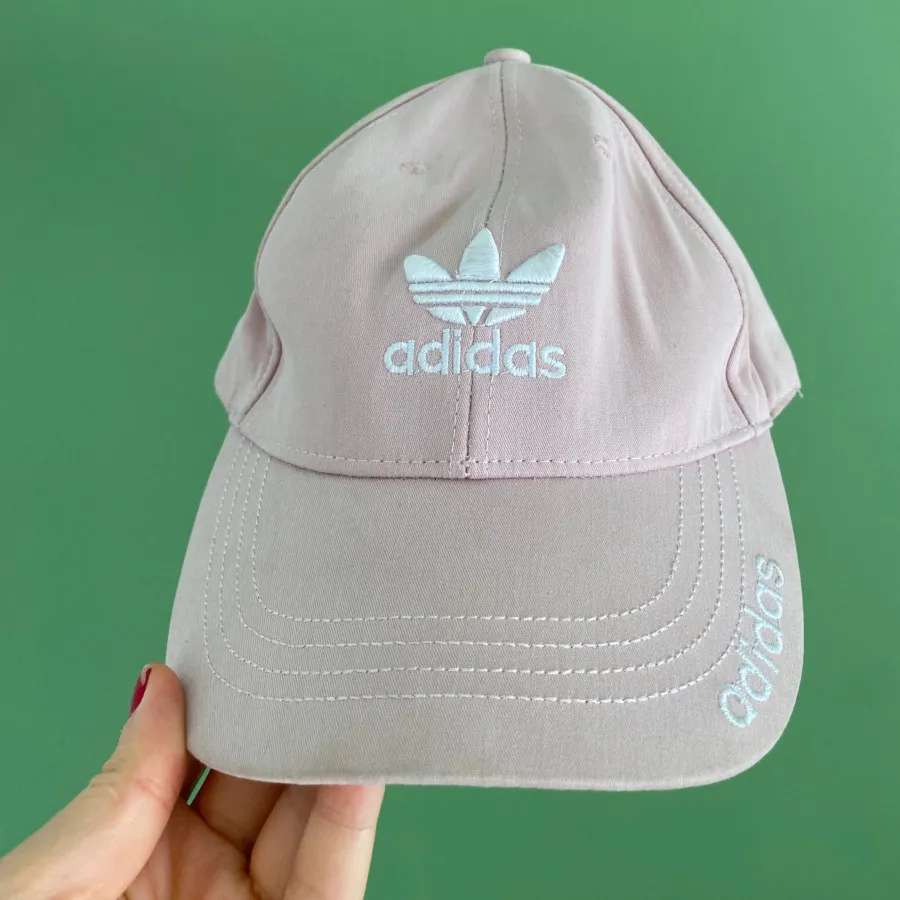 کلاه آدیداس