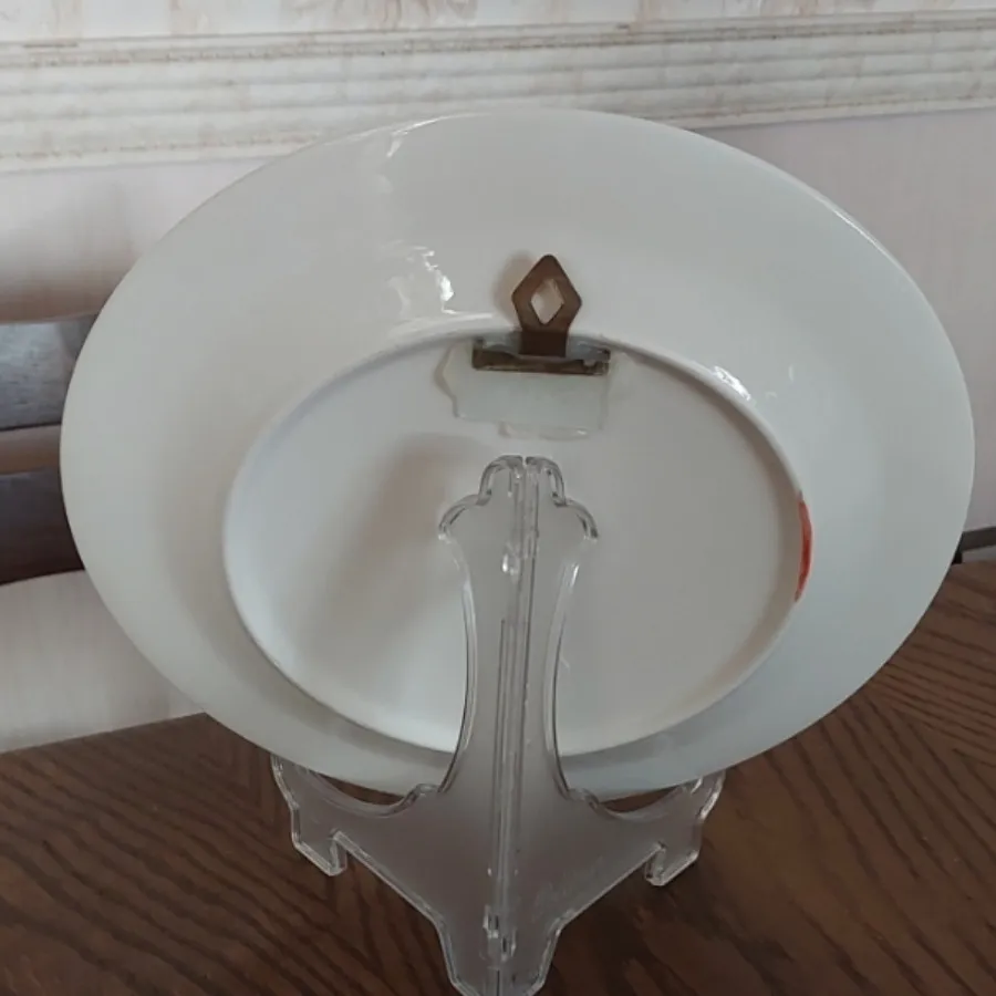 بشقاب دیوارکوب