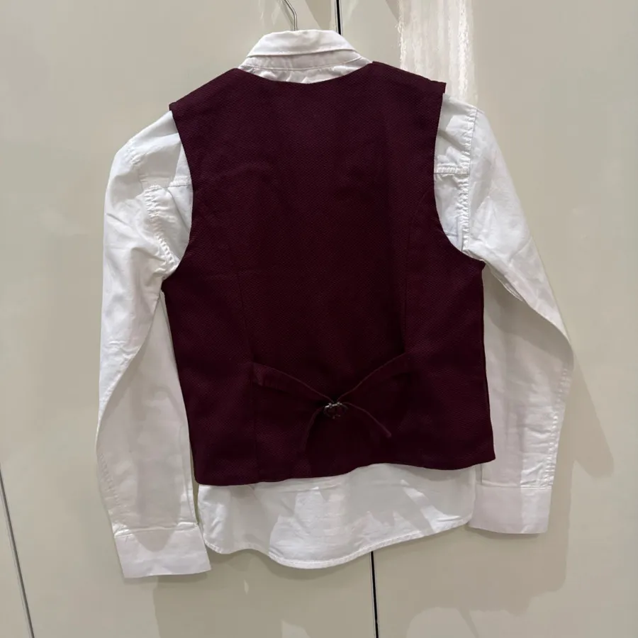 ست پیراهن جلیقه و‌پاپیون