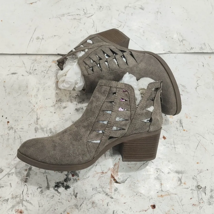 کفش خاص وارداتی