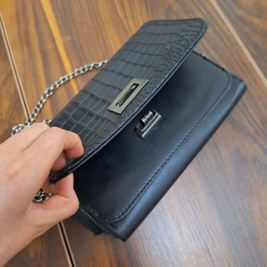 کیف چرم پوست ماری