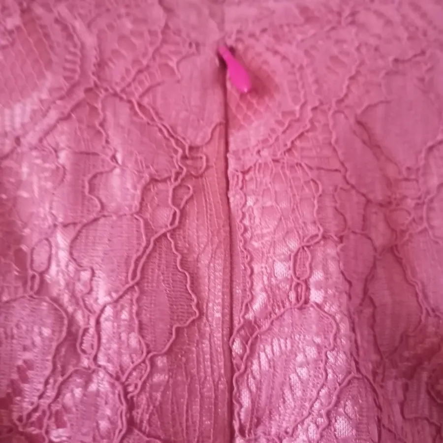 لباس مجلسی صورتی گیپور