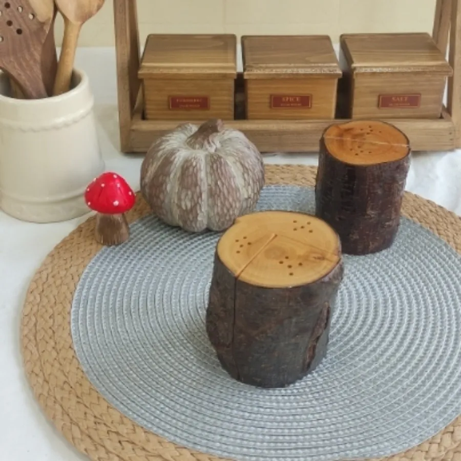 نمکدان چوبی