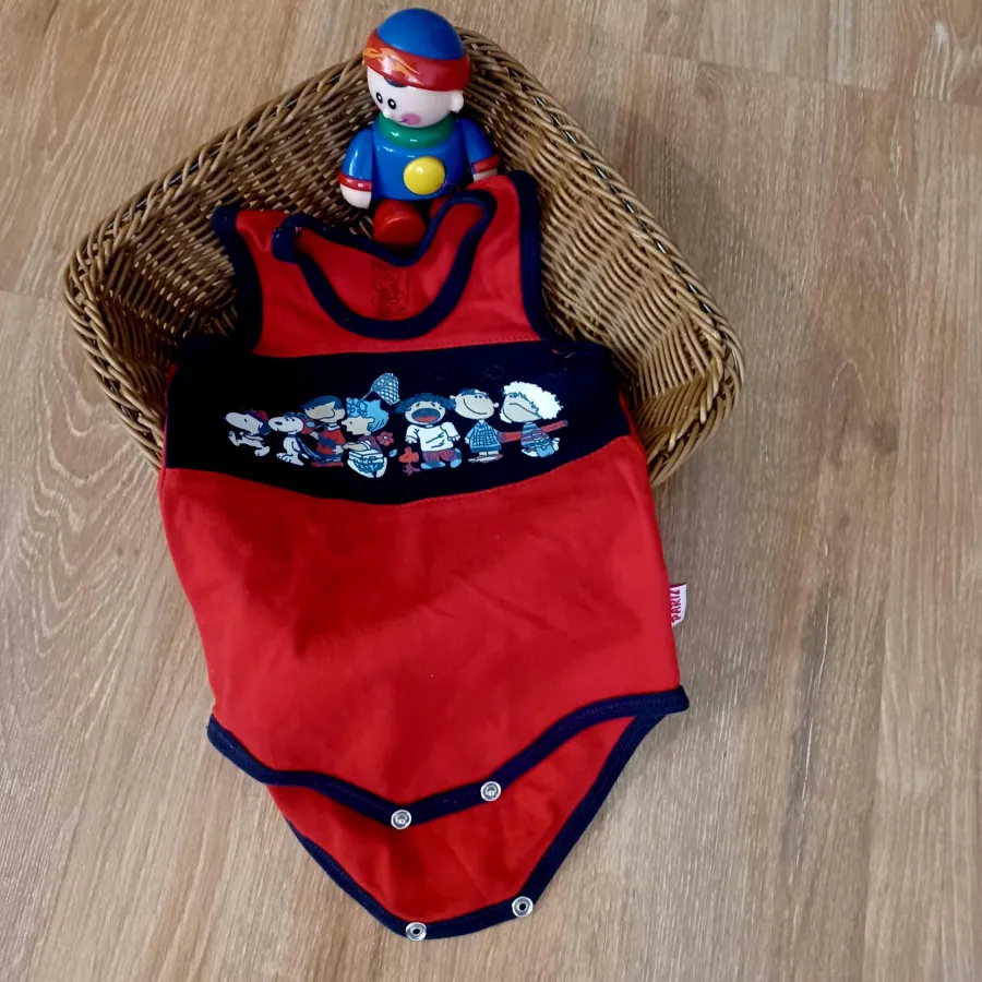 لباس نوزادی طرح اسنوپی