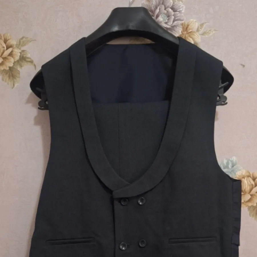 کت و شلوار و جلیقه مردانه