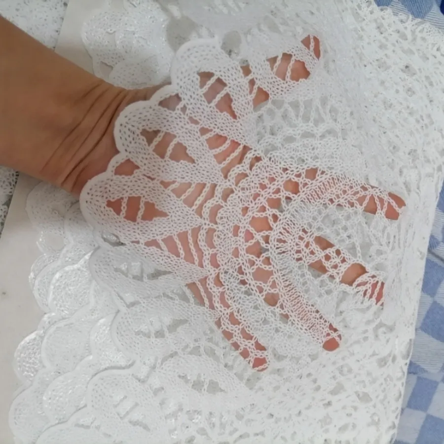 رومیزی تایوانی سفید