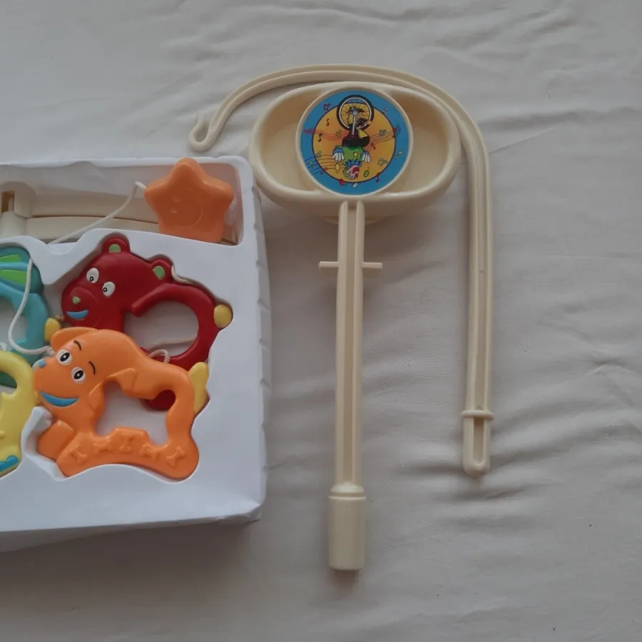 آویز تخت کودک