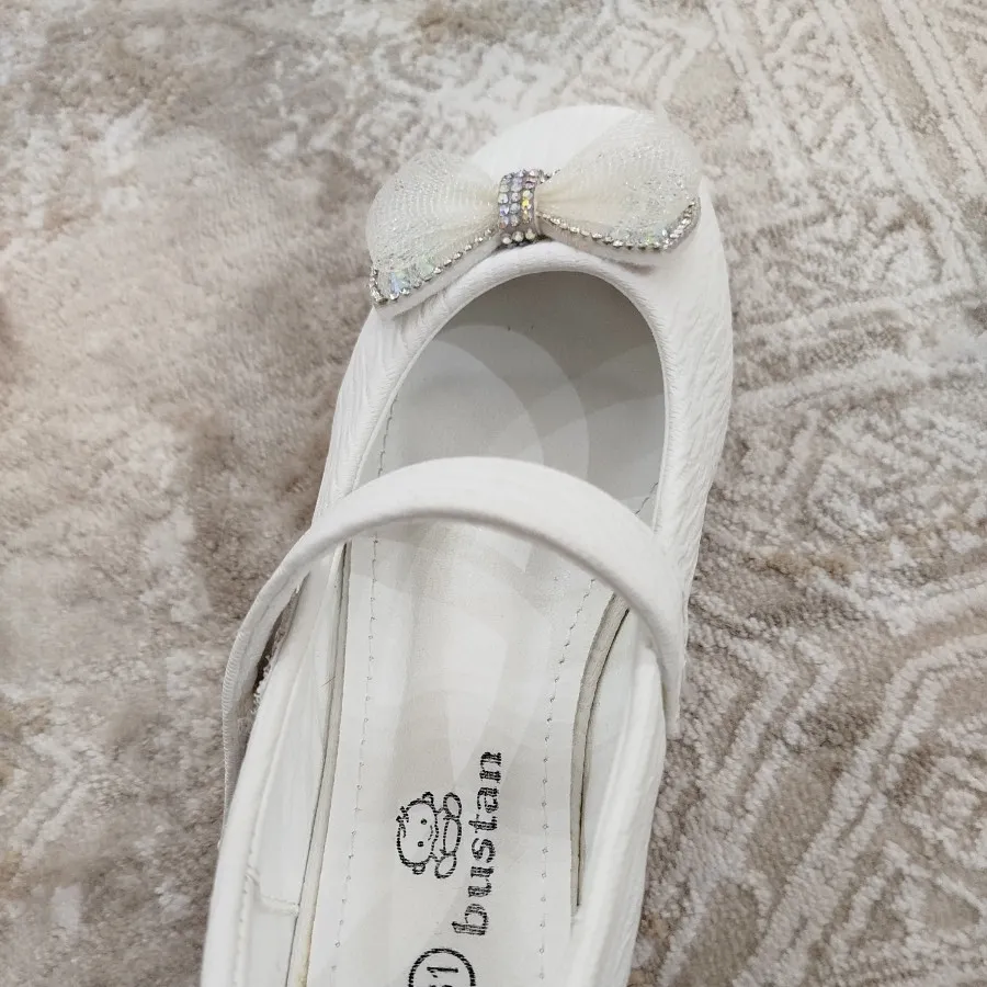 کفش سفید دخترانه