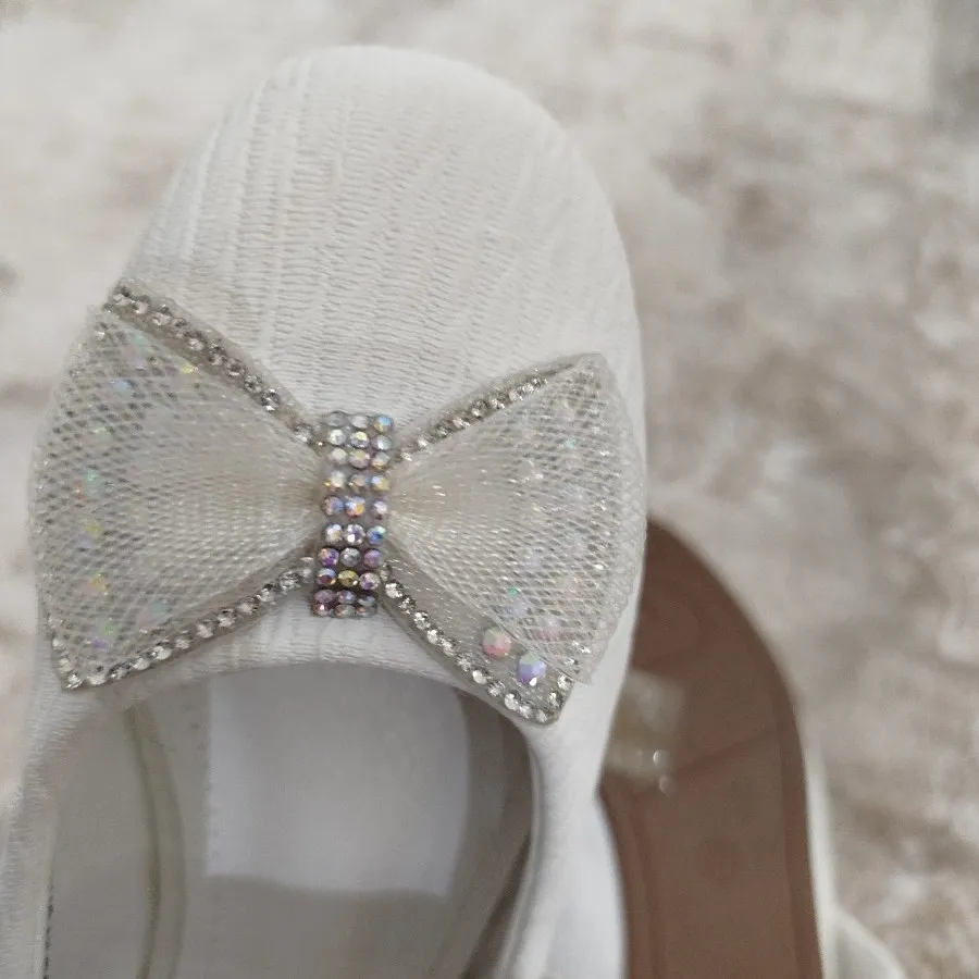 کفش سفید دخترانه