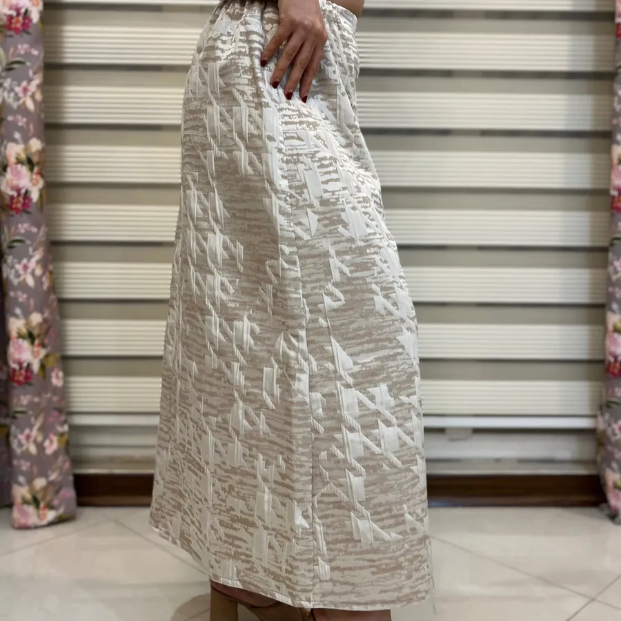 دامن ژاکارد کرم