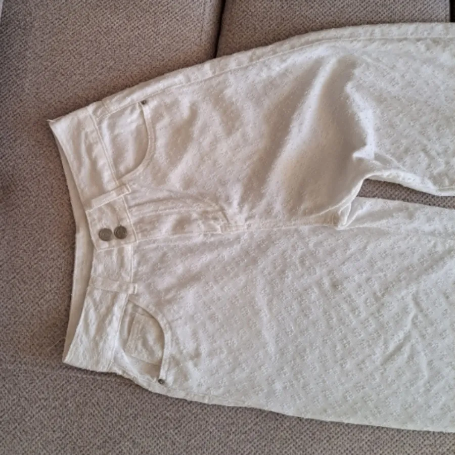 شلوار جین دونه برفی