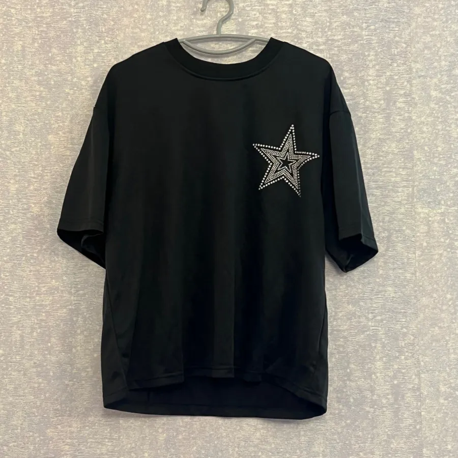 تیشرت زیبا با سنگ دوزی