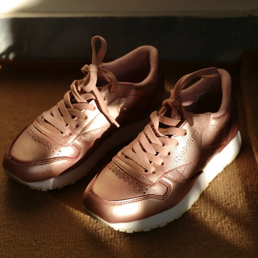 کتونی ریبوک کلاسیک